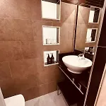 Atuairehome Encanto Urbano Con Galeria Parking Incluido * Burgos