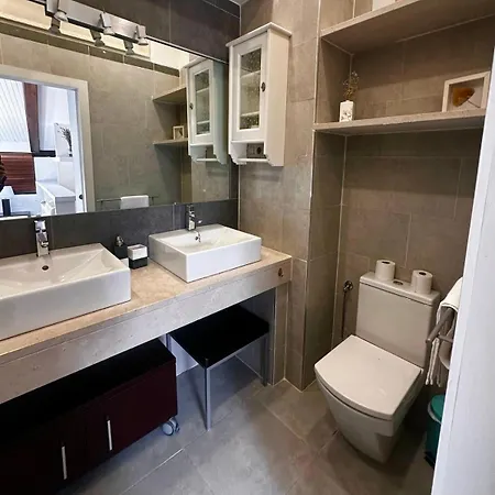 Atuairehome Encanto Urbano Con Galeria Parking Incluido شقة